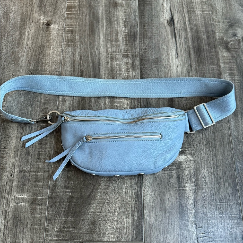 Periwinkle Haze/Brushed Silver Charles